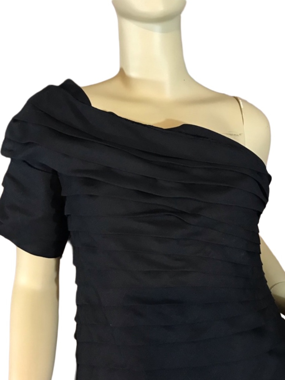 FUMBLIN' FOE ANTHROPOLOGIE BLACK TIERED ONE SHOULDER COCKTAIL DRESS NWT (M) - Picture 7 of 13